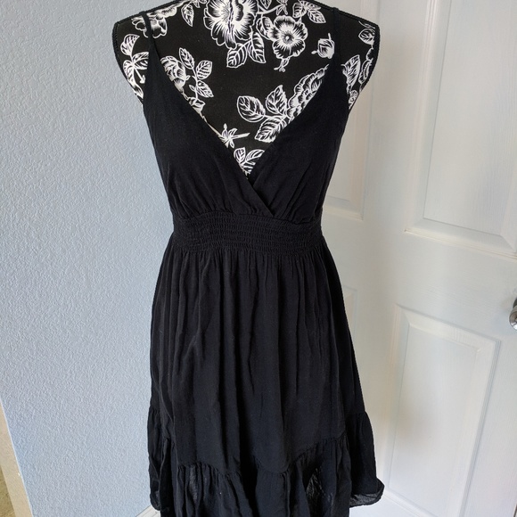 Old Navy Dresses & Skirts - Old Navy black dress